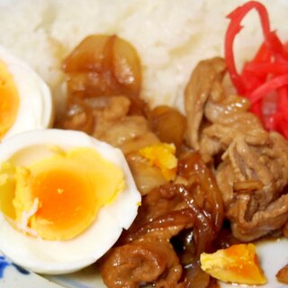 ガッツリ！豚しょうが丼　ゆで卵添え